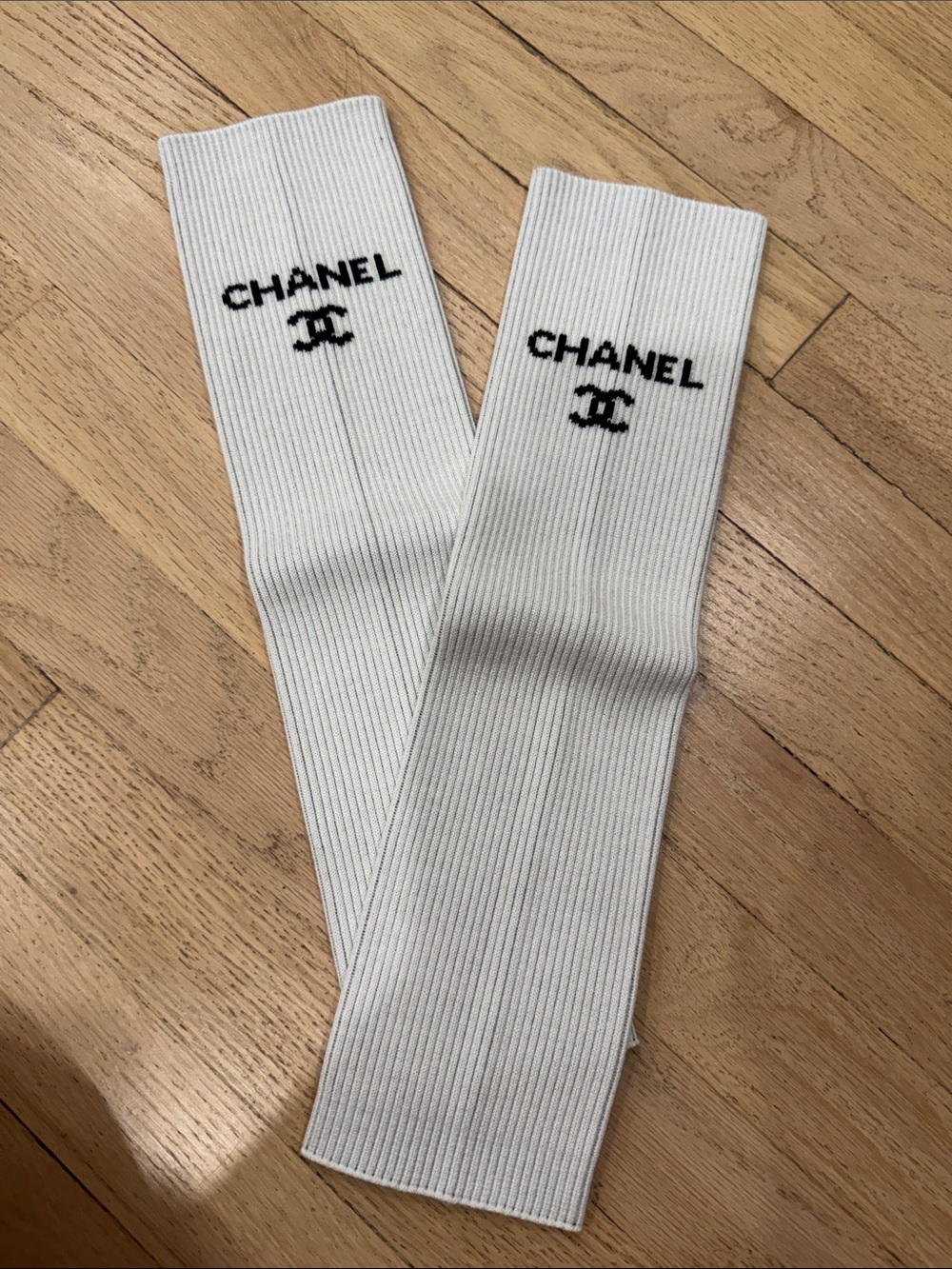 Chanel White Ribbed Logo Crew Socks - Leg Warmer